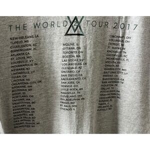 Tim McGraw Faith Hill Soul2Soul World Tour 2017 Graphic T-Shirt Gray Large